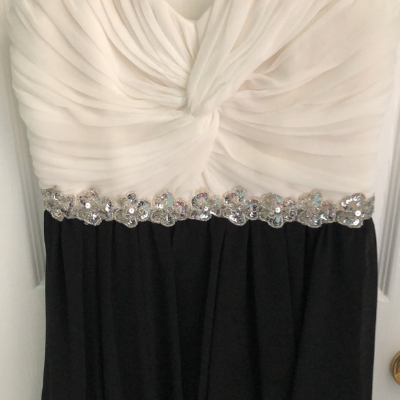 Prom/Homecoming Dress - Picture 2 of 5